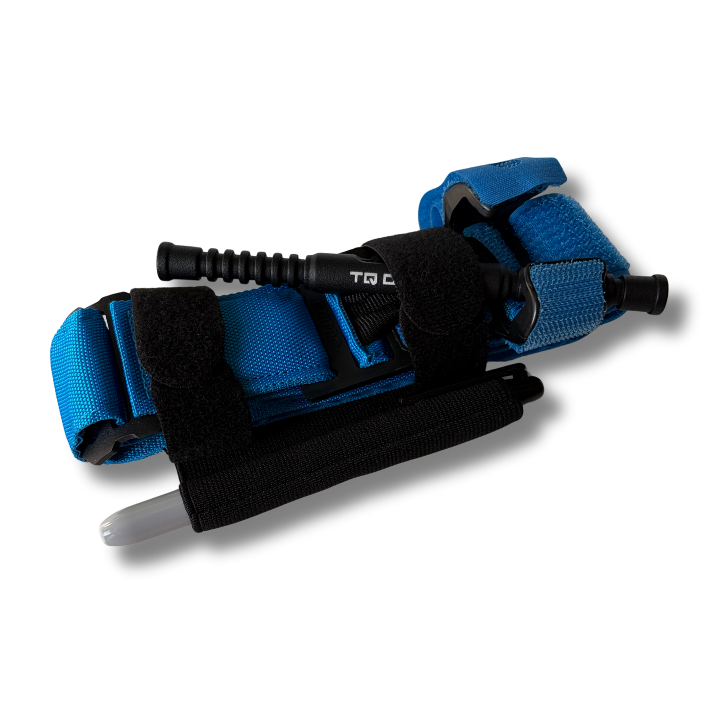 Zijaanzicht van de blauwe houder van de LifeSaver Tourniquet Set